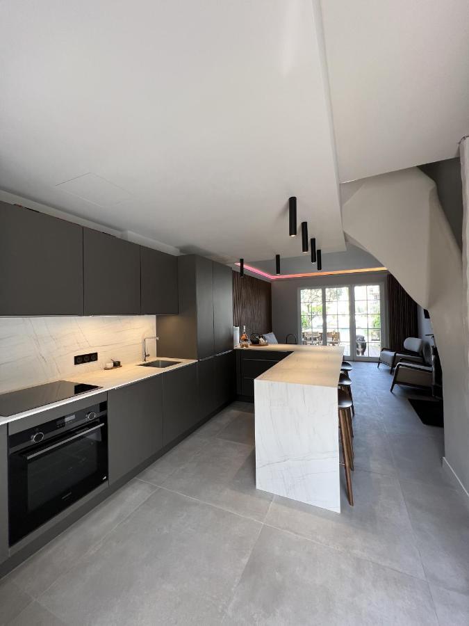 Casa Ika Port Grimaud - Maison 4 Chambres + Amarrage ภายนอก รูปภาพ